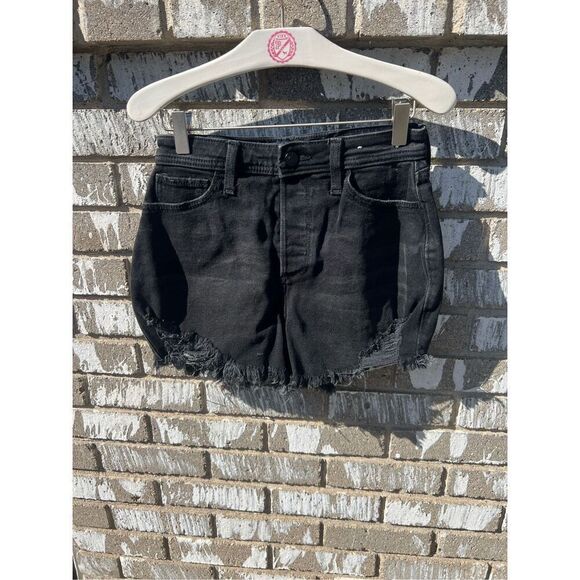 Hollister Black Curvy Ultra High-Rise Mom Short 3” Shorts Woman’s Size 25 - Picture 1 of 10